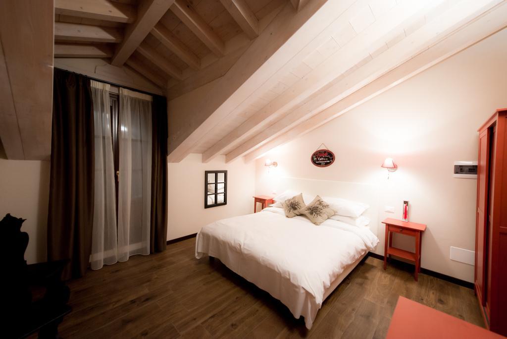 Casa Rosa Bed and Breakfast San Giuliano Milanese Værelse billede