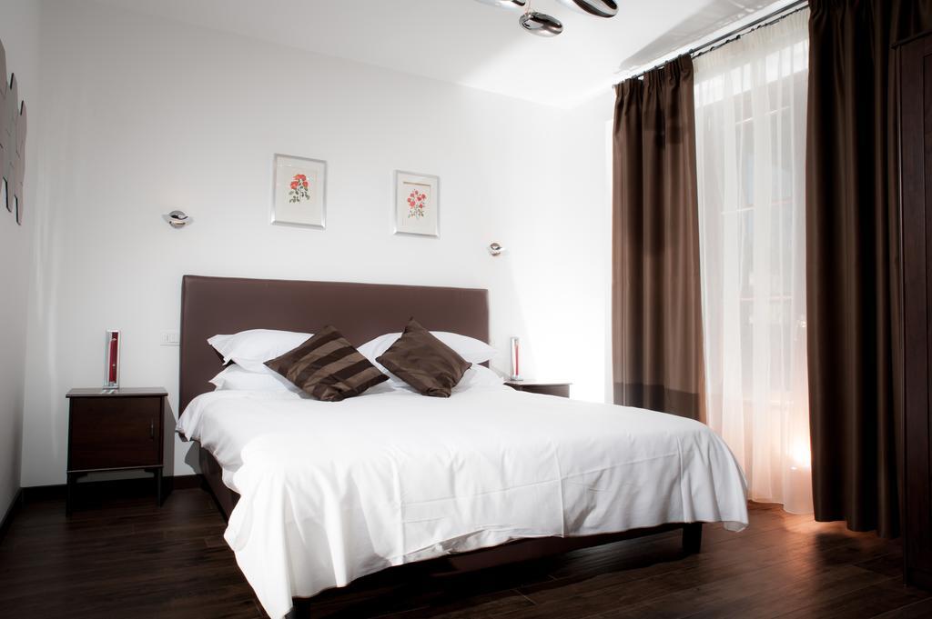 Casa Rosa Bed and Breakfast San Giuliano Milanese Værelse billede