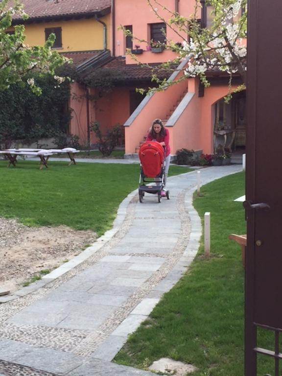 Casa Rosa Bed and Breakfast San Giuliano Milanese Eksteriør billede